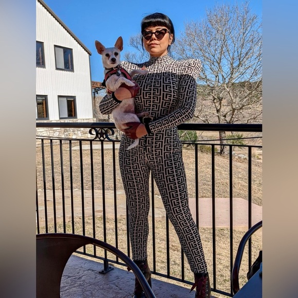 Long sleeve jumpsuit size small. - Picture 4 of 16